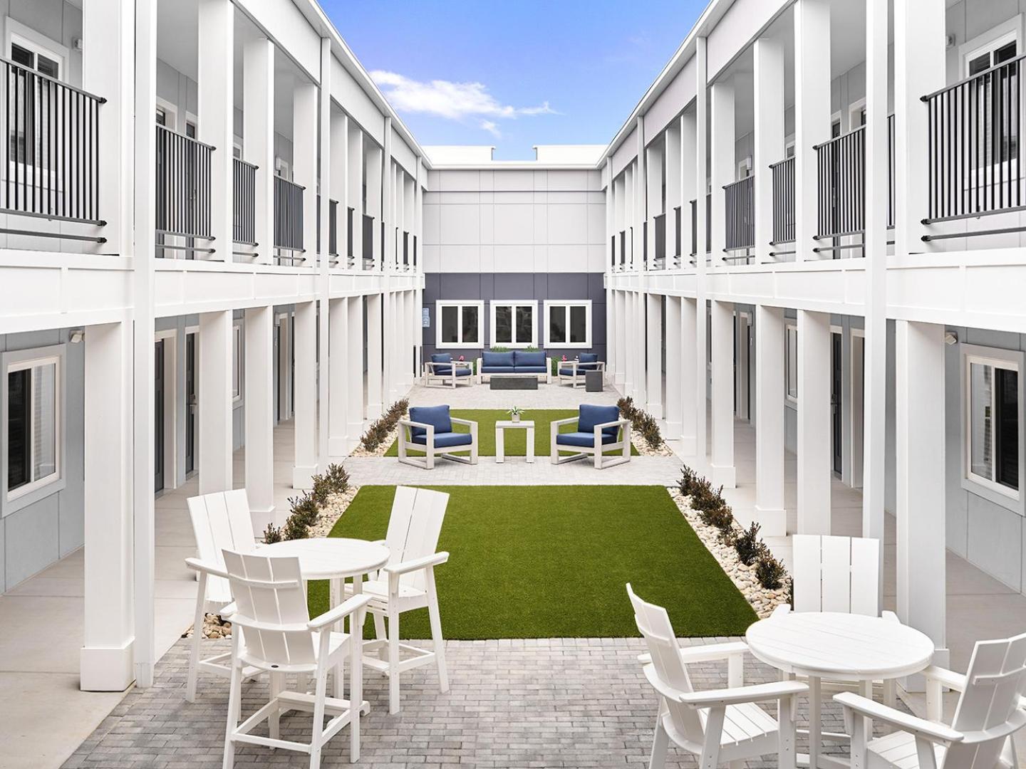 Stayapt Suites Columbus-Fort Benning Εξωτερικό φωτογραφία